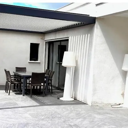 Les Vautes - Art De Vivre A La Provencale, Grande Piscine, Parking Couvert, Prise Electrique Voiture Willa Saint-Gely-du-Fesc