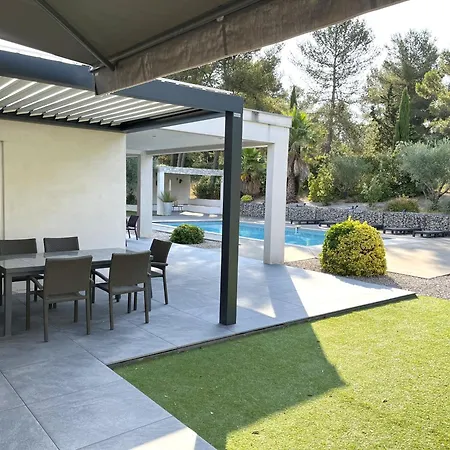 Les Vautes - Art De Vivre A La Provencale, Grande Piscine, Parking Couvert, Prise Electrique Voiture Villa *