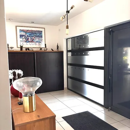 Les Vautes - Art De Vivre A La Provencale, Grande Piscine, Parking Couvert, Prise Electrique Voiture Villa